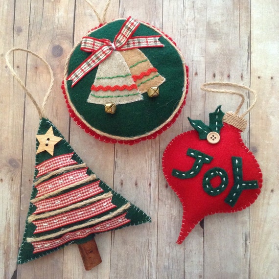 Christmas Ornaments / Christmas Felt Ornaments / Classic