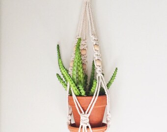 Single Macrame Plant Hanger- Vintage
