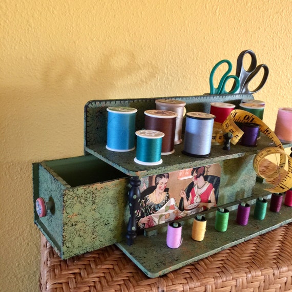 Sewing Notions Storage Box Retro Thread Rack Organizer Hand