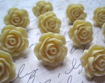 Pretty Push Pins, Rose Thumbtacks, Flower Tacks, Cream Rose Tacks, Housewarming Gifts, Hostess Gifts, Wedding Favors