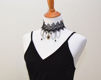 Gothic style choker, black lace necklace, Black lace choker, women chokers, lady victorian looks, goth lace choker, lace flowers choker