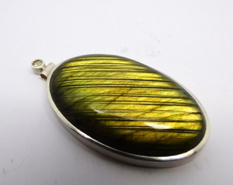 iridescent Labradorite, Pendant, necklace, sterling silver, cabochon, yellow, green, mirrorcut