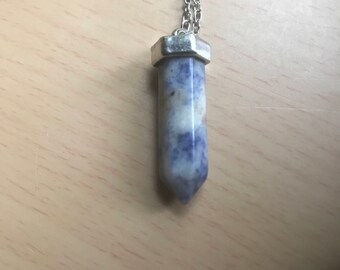 Blue and white agate necklace pendant