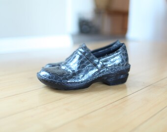 vintage B.O.C. charcoal grey reptile clogs mules womens 9 1/2