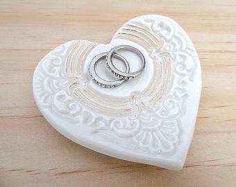 Ceramic ring dish with gold detail. Porcelain ring holder. Wedding ring pillow, candle holder, jewellery holder. Gold heart ring bowl.
