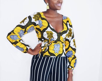Blouse with long sleeves
