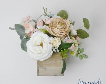 Floral Arrangement, Wedding Flowers, Centerpiece, Flower Arrangement, Artificial Flowers, Wedding Decor, Silk Flower Arrangement, Beige, Box