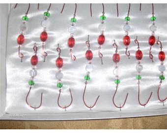 Ornament or decoration hangers in red and green