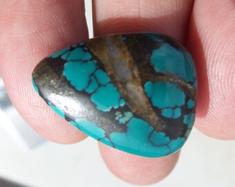 Superb stabilized Chinese Turquoise cabochon!