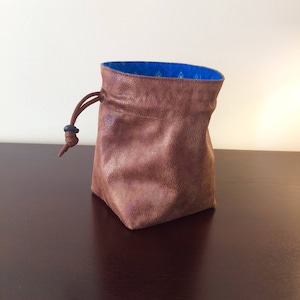 Adventurer Peacock Stand-up Dice Bag, Square Bottom