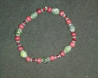 Red Jasper and green Serpentine stretch bracelet
