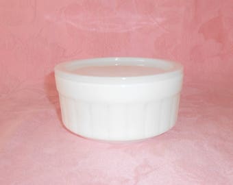 Federal Opal Refrigerator Dish