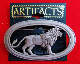 JJ Jonette Silvertone Regal Lion In Oval Frame Brooch Pin