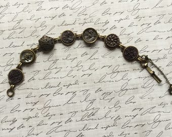 Vintage Victorian Button Bracelet