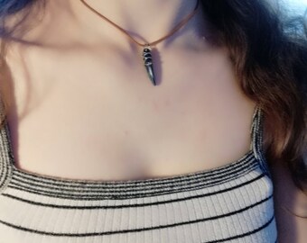 crystal-rock leather blue choker