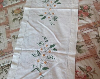 doily long embroidery on linen