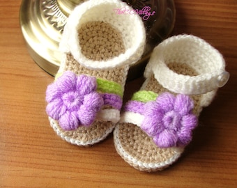 Cream crochet baby sandals, handmade crocheted baby girl shoes with lilac flower, crochet baby shoes