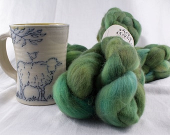 Corriedale Cross Wool Top Roving Spinning Fiber Small-batch Hand-dyed Valley Green