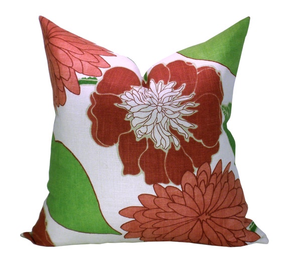 Items similar to Emily pillow cover in Garden on Etsy