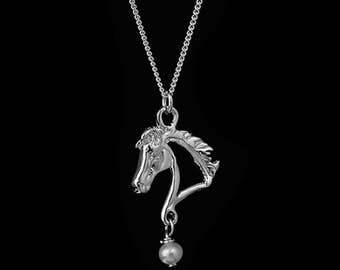 Equestrian Horse Head Silhouette Necklace, Equestrian pendant, Horse necklace, Horse head pendant, equestrian jewelry, horse jewelry,