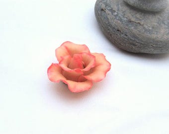 Sculpted rose cold porcelain (lot no. 2)