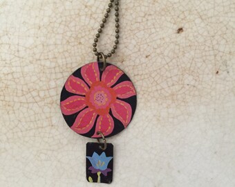 Tin Jewelry Necklace "Mad for Mod" #1 Tin for the Ten Year Tenth Wedding Anniversary