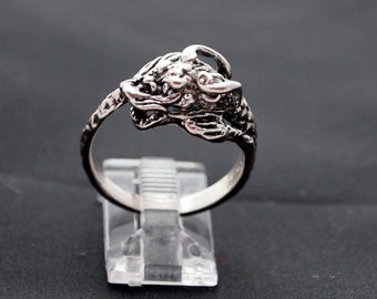 Sterling Silver Chinese Dragon Ring