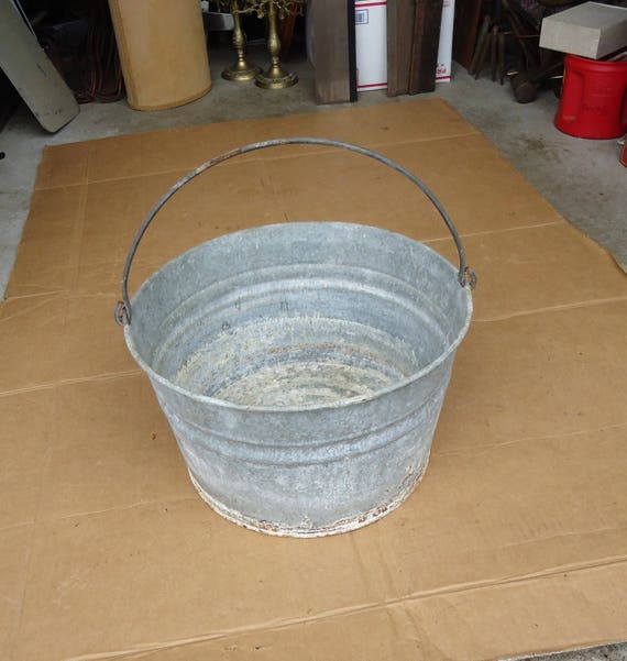 galvanized tub bucket vintage no4medium large galvanized wash tubplanter watererharvest basket pailprimitive country decor - Large Galvanized Tub galvanized tub bucket vintage no4medium large galvanized wash tubplanter watererharvest basket pailprimitive country decor - Large Galvanized Tub
