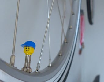 Bike Valvecaps made from LEGO ® character parts; Suitable on Presta/Sclaverandvalve & Dunlop 1x set Blue
