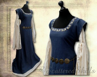 Medieval dress robe of linen and cotton - made, two-part