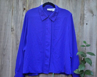 80s Vintage Plus Size Blue Blouse With Pointed Collar and Stitching Accents