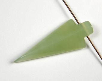 1 Pc - 42x15x6mm Carved Green Jade Arrowhead Pendant - Gemstone Pendant - Jewelry Supplies - Craft Supplies