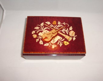 SALE Vintage Inlaid Wood Works Sorrento Music Box