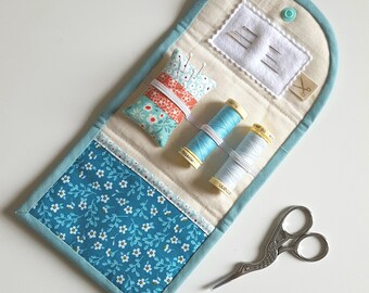 Pretty handmade quilted sewing kit. Travel sewing kit. Floral patchwork.
