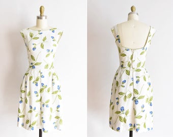 1950s De La Rosa dress /vintage 1950s rose daydress/ Pat Premo linen floral dress