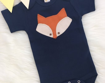 Baby fox bodysuit, hand sewn applique, cute fox- personalize with your baby's name!