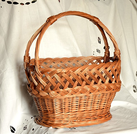 Handmade Wicker Basket Traditional Willow Basket Woven Wicker