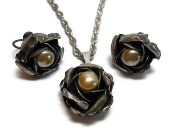 Vintage 1940s Antique Silver Sculptured Rose with Pearl Necklace / Earrings Demi Parure