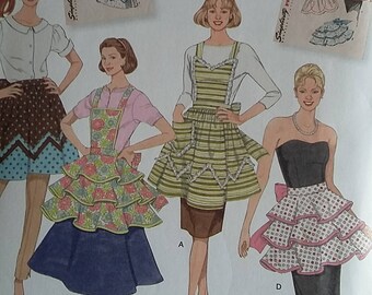 Simplicity 2592 apron pattern sizes S-M-L