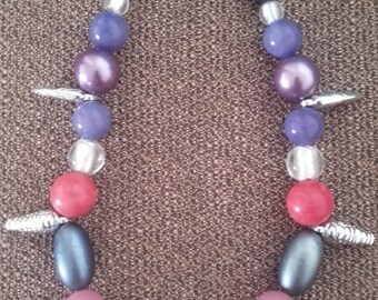 Vintage necklace recycled materials 70/80