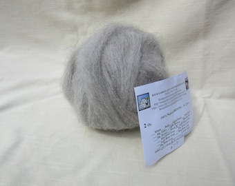 2 oz Light Silver Grey Alpaca Roving - for Spinning, Nuno Felting or Needlefelting