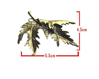 Leaf embellishment model C bronze tone pendant size about 5.5 cm