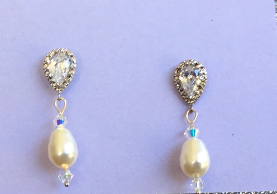 Swarovski teardrop pearls