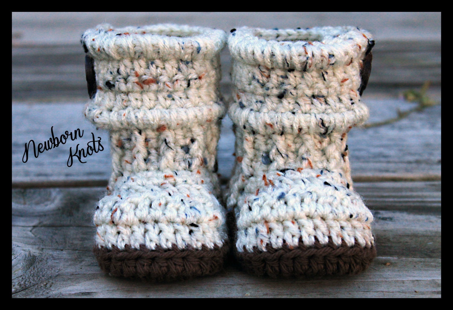 Crochet Pattern for Boys or Girls Dual Ribbed Baby Booties.