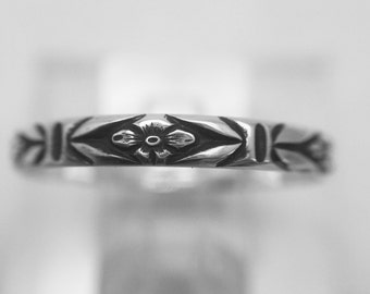 Stackable Sterling Silver Forget Me Not Flower Ring