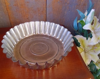 Baking Tin , Vintage French , Professional Patisserie Mold , Scalloped Cake Tin , Oven Baking Tray , Flan & Patisseries Mold , Oh So French