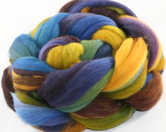 Hand Dyed roving - Superwash Targhee wool spinning fiber