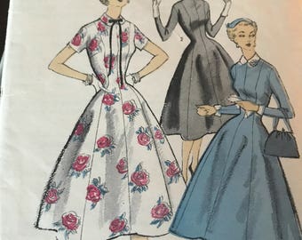 RARE Vintage 1950's Fit and Flare Dress Pattern---Advance 6729---Size 10 Bust 28 UNCUT