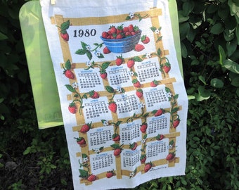 1980 Strawberries Tea Towel - Calendar Tea Towel - 1980 Linen Calendar Tea Towel
