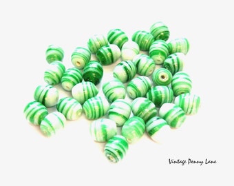 70 Vintage Oval Glass Beads, Green Swirl
